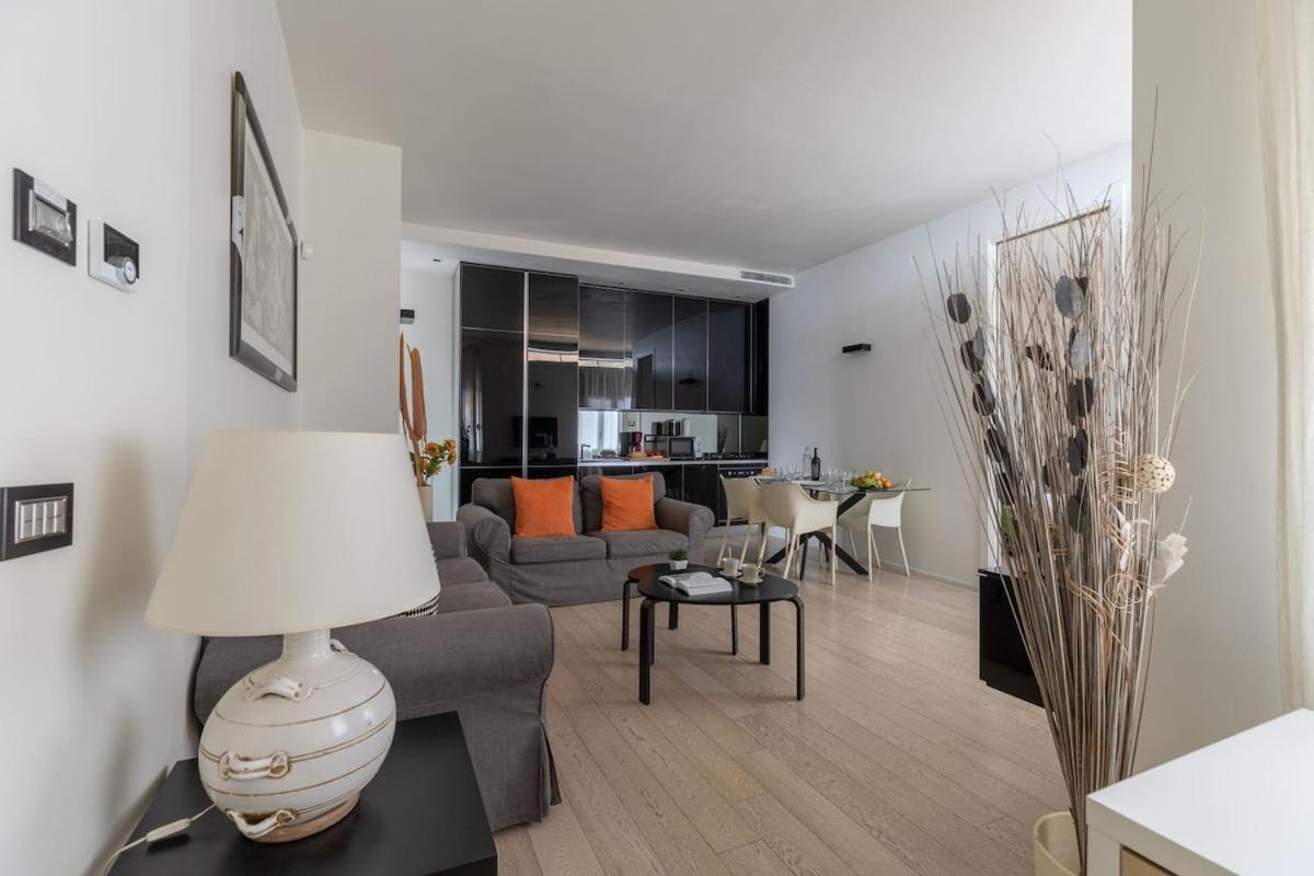Style And Comfort In The Heart Of *
