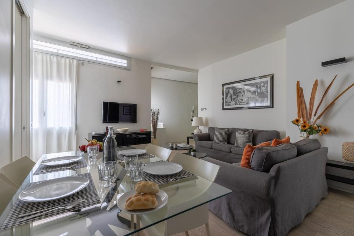Style And Comfort In The Heart Of *